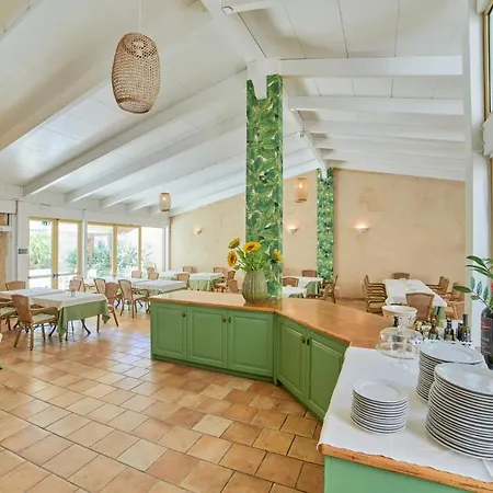 Dei Messapi 3* مورو ليتشيزي