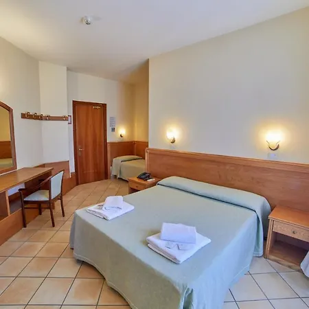 Hotel Dei Messapi 3*