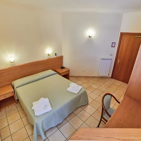 Dei Messapi فندق 3*