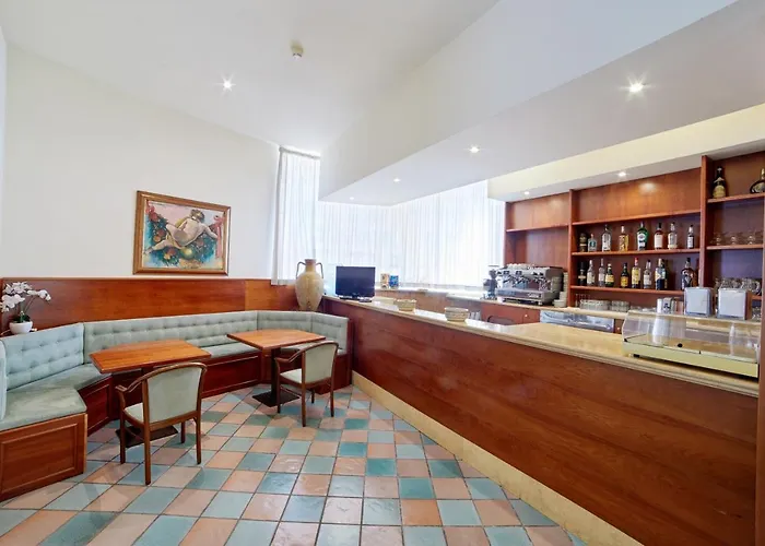 Hotel Dei Messapi 3*